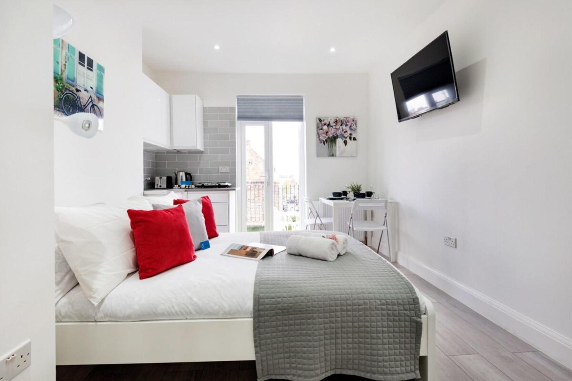 The Armadale Road Ii * Londra
